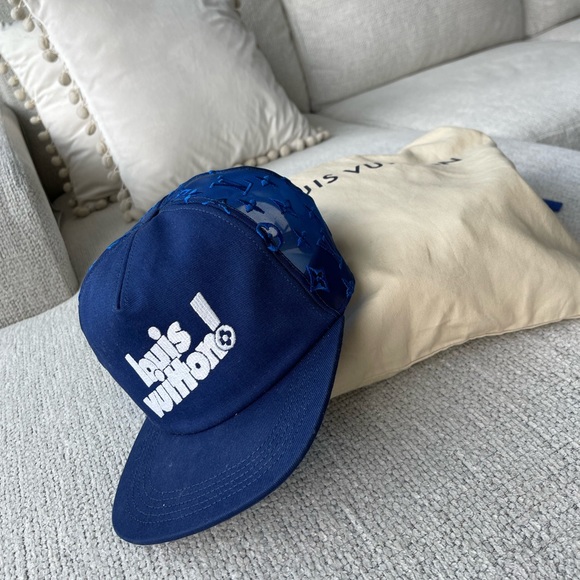 Louis Vuitton Trucker Hat - Picture 7 of 8